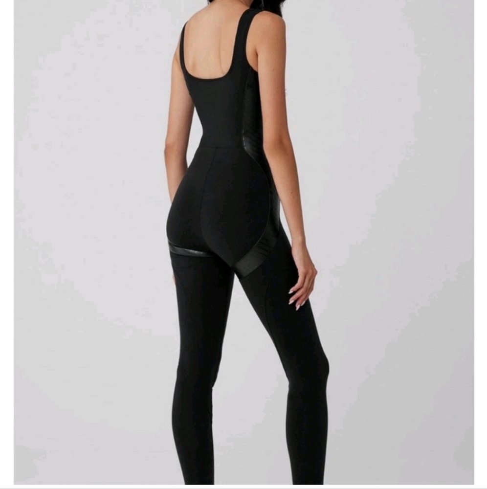 ALO Yoga Black Leather Fitted Corset Jumpsuit, One Piece, Size M - Picture 4 of 6